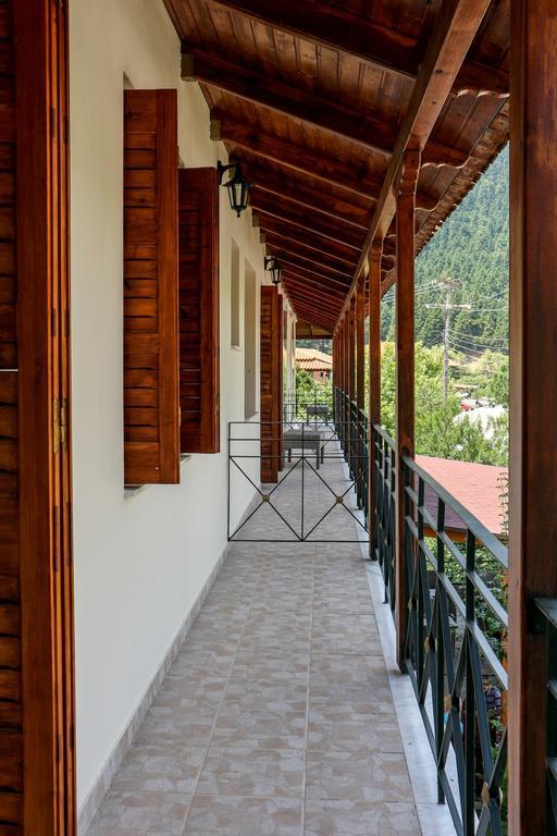 Hotel Elatofilito Athamanio エクステリア 写真
