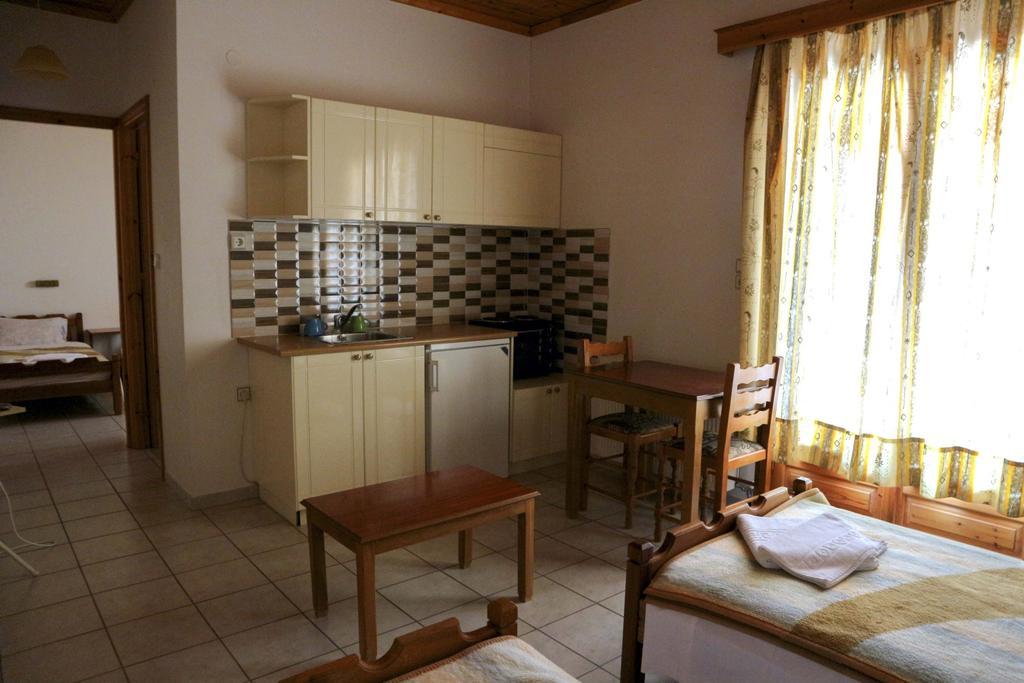 Hotel Elatofilito Athamanio エクステリア 写真